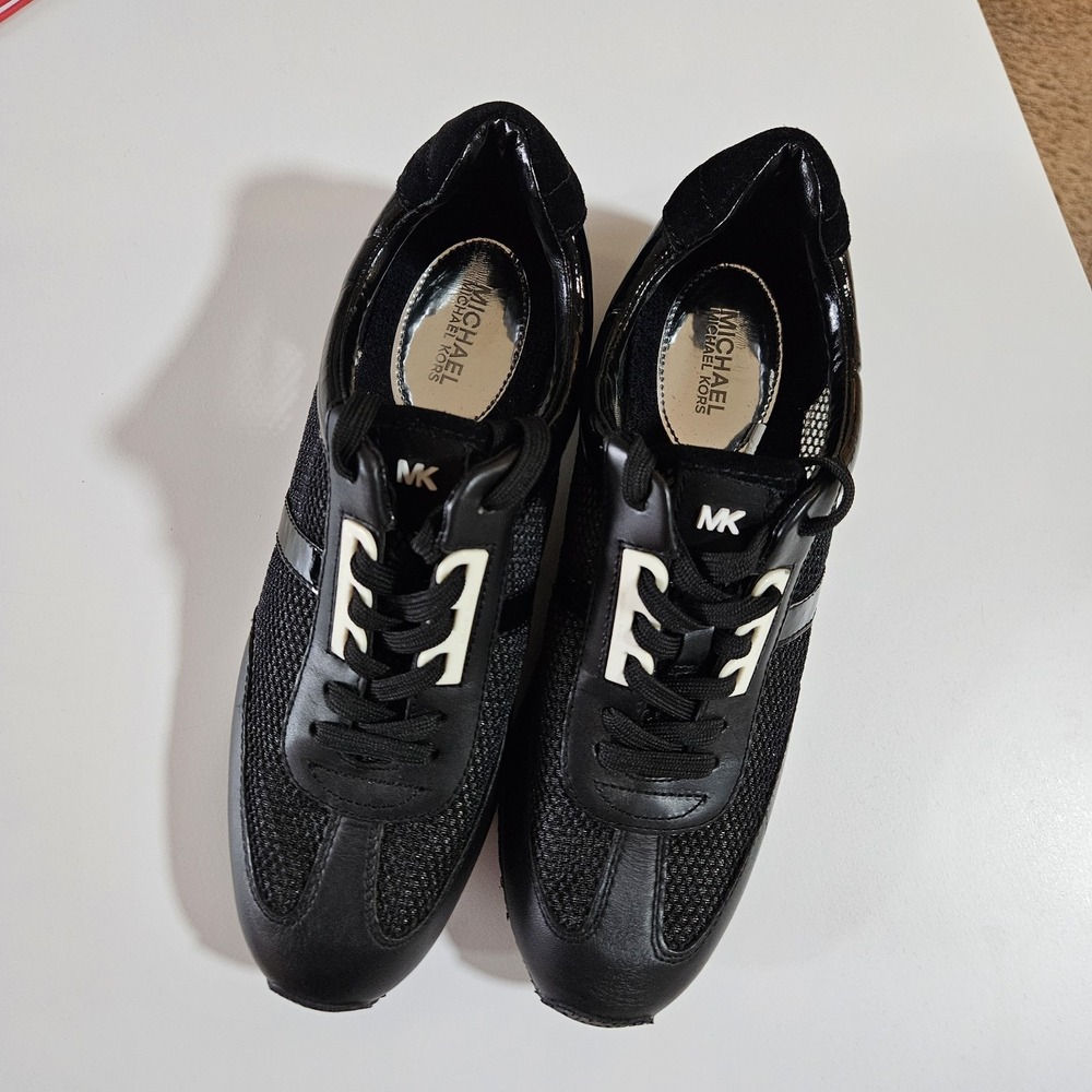 MICHAEL Michael Kors Women's Black Mesh & Patent Leather Sneakers Size 10 M